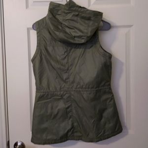 SOLD 🚫***Women's hoodie vest